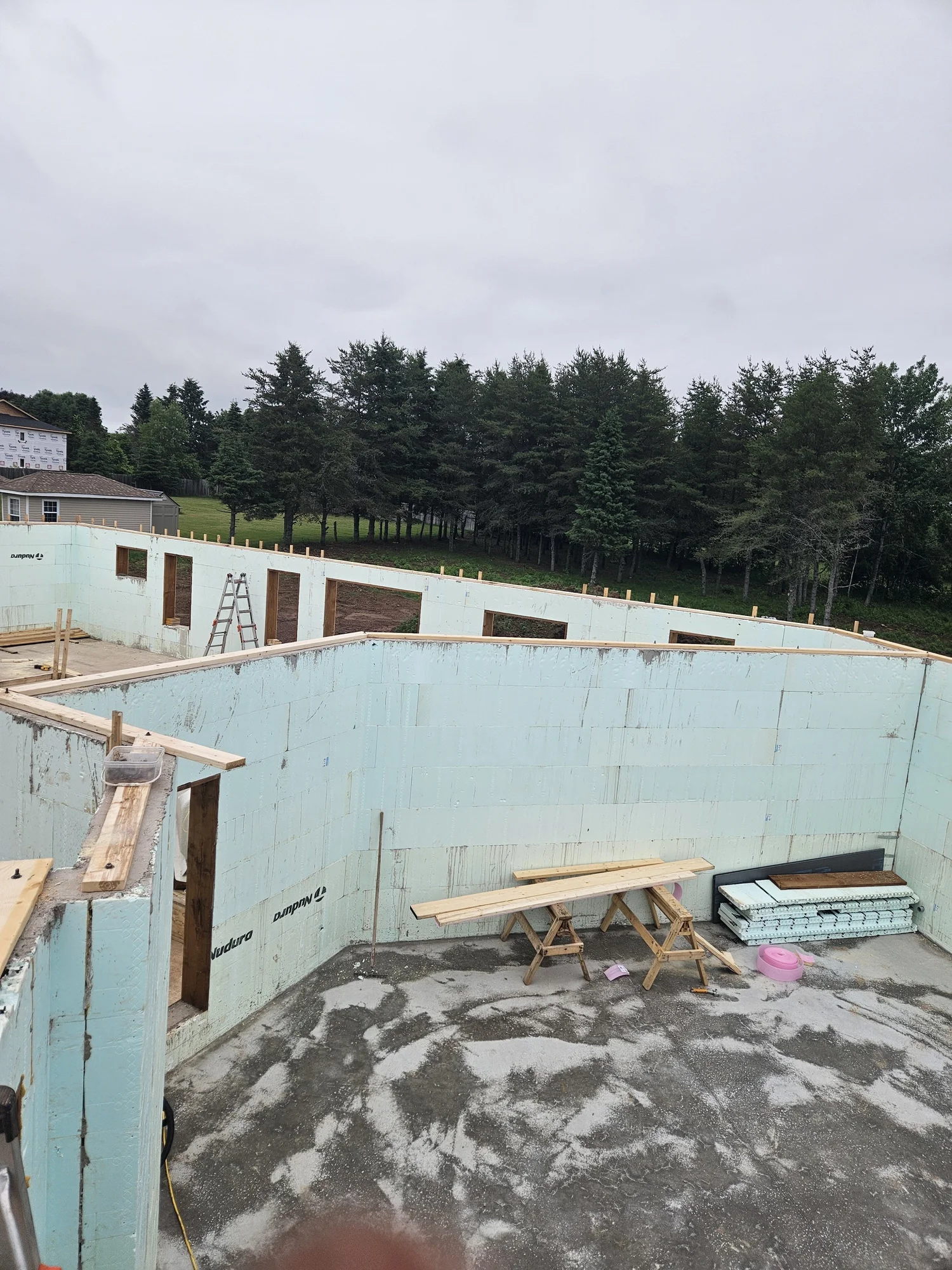 Tidy and safe worksites